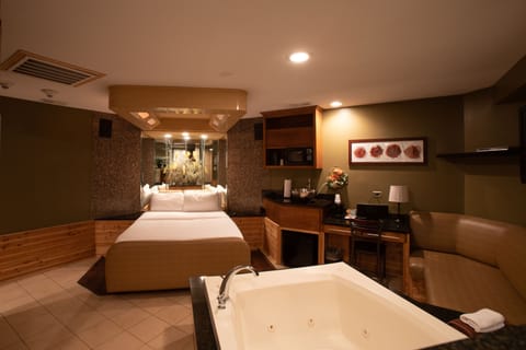 Standard Suite, 1 Queen Bed, Non Smoking (Adults Only) | Premium bedding, desk, iron/ironing board, free WiFi