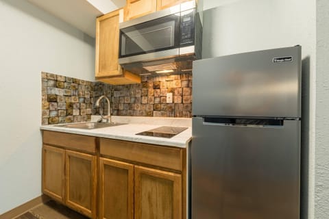 Suite, 2 Queen Beds, Non Smoking | 1 bedroom, hypo-allergenic bedding, desk, laptop workspace