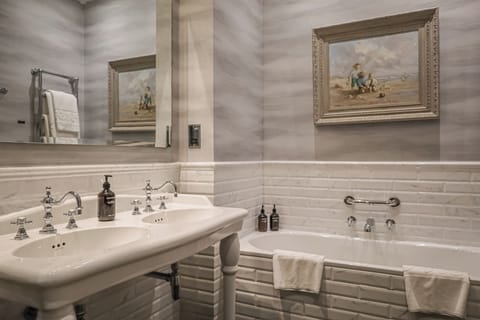 Forever Begin Suite with Sea View | Premium bedding, in-room safe, desk, iron/ironing board