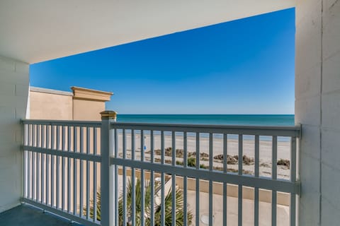 Classic Room, 1 Bedroom, Balcony, Ocean View | Beach/ocean view