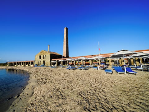 Private beach, sun loungers, beach umbrellas, beach towels