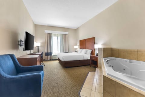 Desk, free WiFi, bed sheets, alarm clocks