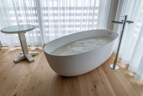 Panoramic Suite, 1 Bedroom | Premium bedding, down comforters, minibar, in-room safe