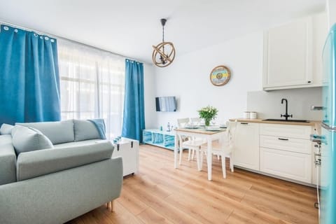 Apartment (Sopocka Przystan VII) | Private kitchen | Fridge, oven, stovetop, coffee/tea maker