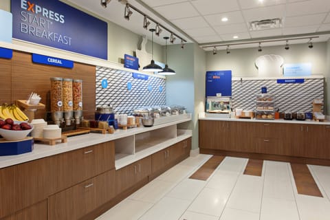 Free buffet breakfast