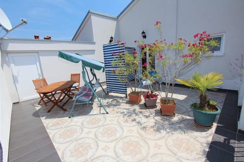 Double Room, 1 Double Bed, Balcony | Terrace/patio