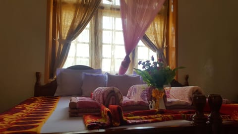 Family Twin Room | Free minibar items, in-room safe, desk, blackout drapes