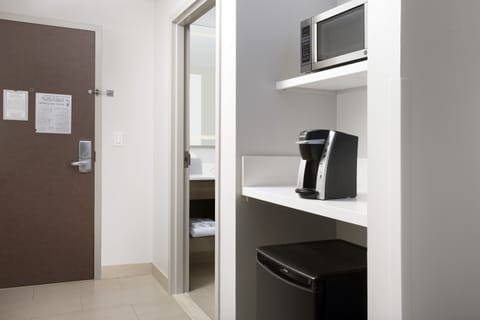 In-room safe, desk, laptop workspace, blackout drapes