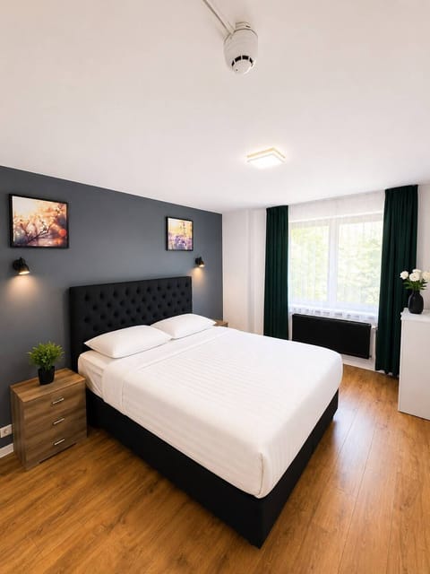 Double Room | Desk, soundproofing, iron/ironing board, free WiFi