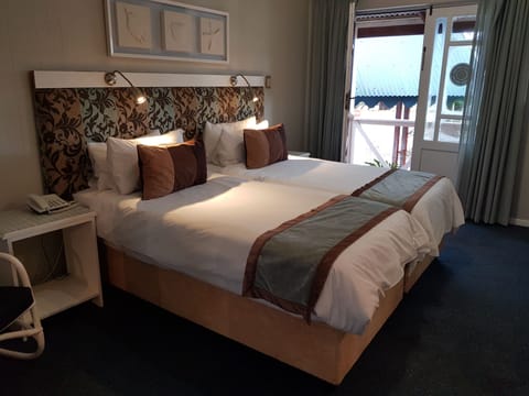 Twin Room (Block A) | Hypo-allergenic bedding, in-room safe, individually decorated