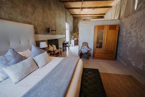 In-room safe, desk, iron/ironing board, free cribs/infant beds