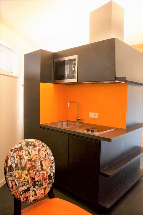 Studio, Kitchenette | Private kitchenette