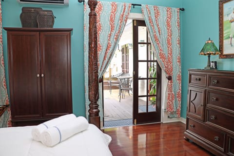 Superior Room, 1 King Bed (Adult Exclusive) | Premium bedding, in-room safe, individually decorated