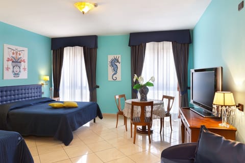 In-room safe, blackout drapes, free WiFi, bed sheets