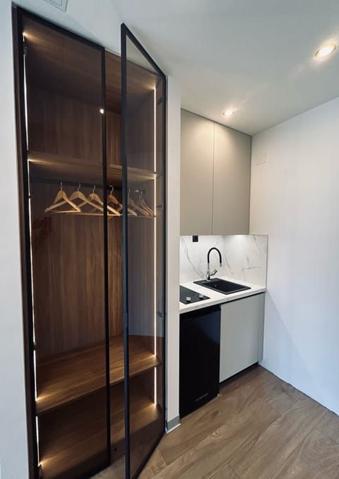 Studio, Terrace, Sea View (2 Adults) | Private kitchen | Coffee/tea maker, electric kettle, cookware/dishes/utensils