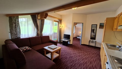 Junior Suite | Living area