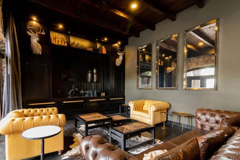 50-inch Smart TV with digital channels, TV, Netflix