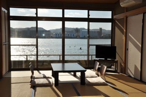 Japanese Style 12 Tatami-mats, Non Smoking | In-room safe, blackout drapes, iron/ironing board, free WiFi