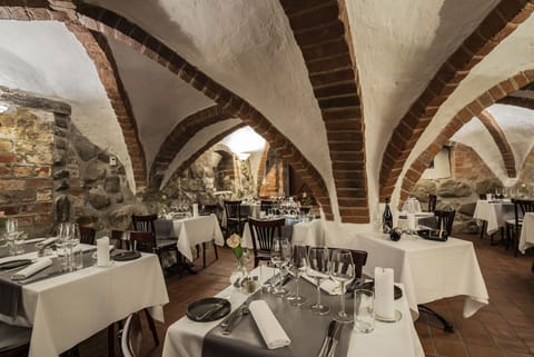 Dinner served, French cuisine