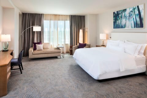 Premium bedding, minibar, in-room safe, desk