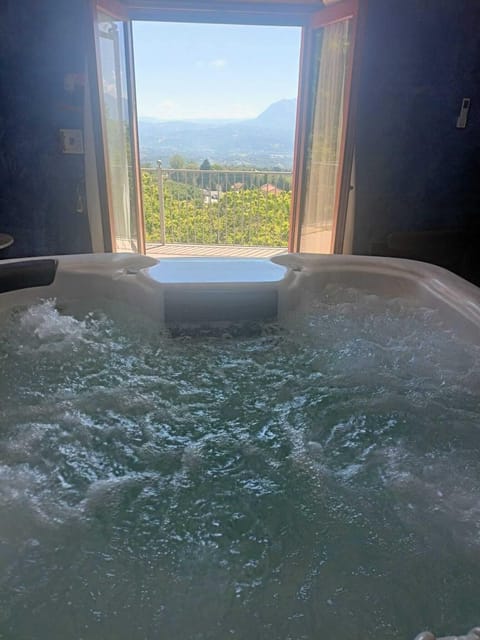 Double Room with Spa access included | In-room safe, desk, free WiFi, bed sheets