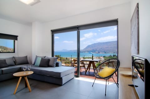 Duplex, Sea View | Living area | 42-inch flat-screen TV with satellite channels, TV