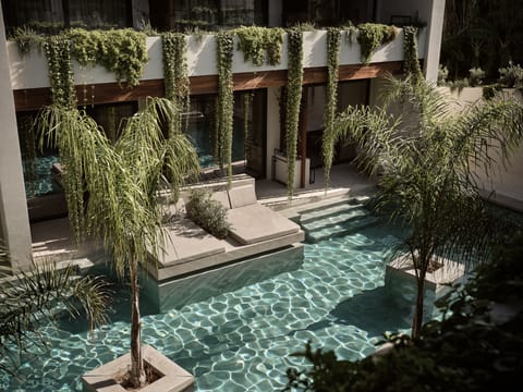 Family Suite, Pool Access (Friends and Family Swim Up Suite) | In-room safe, desk, blackout drapes, soundproofing