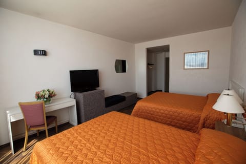 Standard Room, 2 Double Beds | Desk, iron/ironing board, free WiFi, bed sheets
