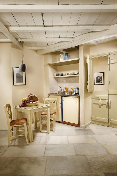 Fridge, stovetop, dining tables