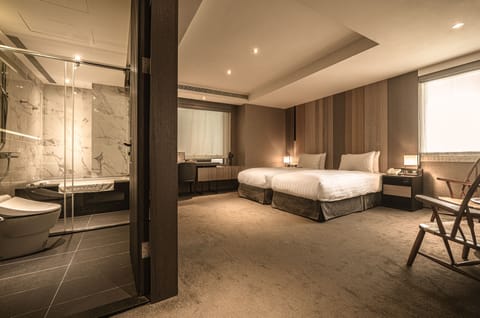 Deluxe Double or Twin Room, 1 Bedroom, Bathtub | Premium bedding, down comforters, free minibar, in-room safe