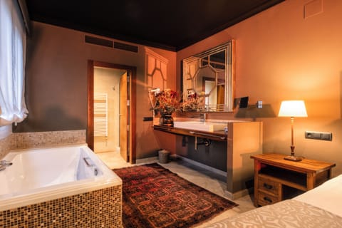 Junior Suite, 1 Bedroom, Terrace, Garden View | Premium bedding, Select Comfort beds, minibar, in-room safe