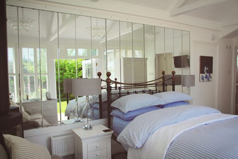 Superior Double Room, Ensuite, Garden View (The Garden Room)