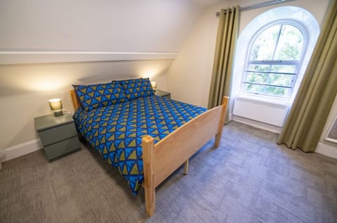 Standard Double Room | Free WiFi, bed sheets