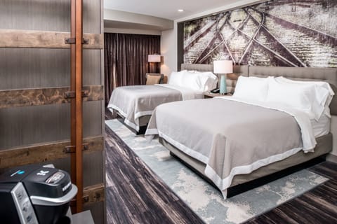 In-room safe, desk, laptop workspace, blackout drapes