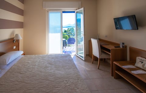 Double or Twin Room, Lake View | In-room safe, desk, soundproofing, free WiFi