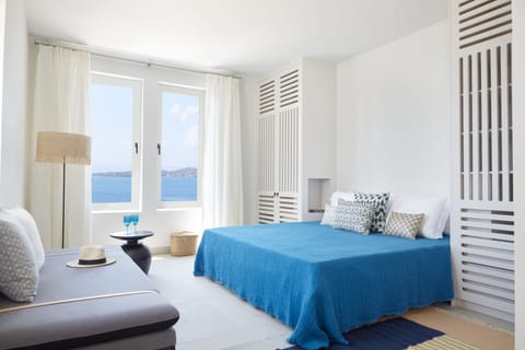 Residential 2 Bedroom Pool Villa with Private Garden | 1 bedroom, minibar, in-room safe, soundproofing