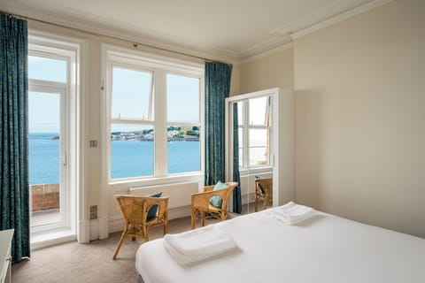 Superior Sea View with Balcony | In-room safe, desk, iron/ironing board, free WiFi