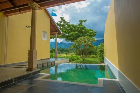 Mountain Facing Pool Cottage | Private pool