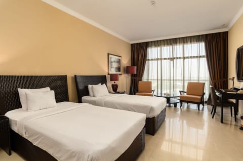 Deluxe Twin Room | Egyptian cotton sheets, premium bedding, down comforters, in-room safe