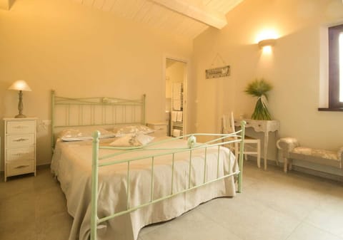 Triple Room | Premium bedding, down comforters, minibar, individually furnished