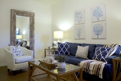 Junior Suite | Living area | 42-inch flat-screen TV with cable channels, TV, fireplace