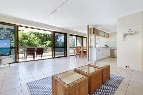 Apt 5 - 2 Bed 2 Bath | In-room dining