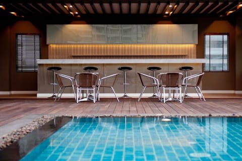 Outdoor pool, sun loungers