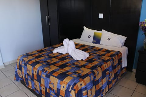 Double Room, 1 Double Bed | Iron/ironing board, free rollaway beds, free WiFi