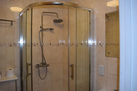 Free toiletries, hair dryer, towels, soap