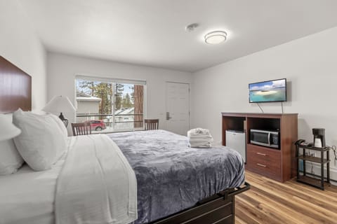 Egyptian cotton sheets, premium bedding, Tempur-Pedic beds