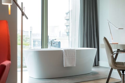 Suite | 1 bedroom, premium bedding, minibar, in-room safe