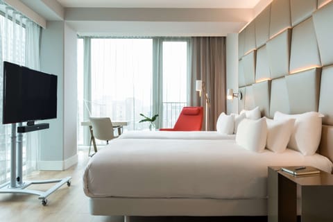 Superior Room | 1 bedroom, premium bedding, minibar, in-room safe