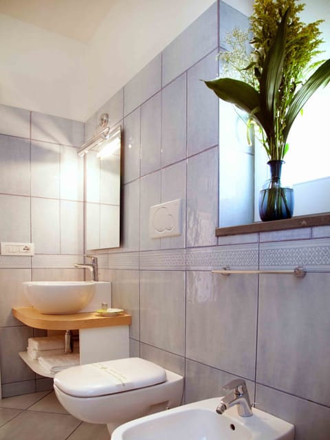 Panoramic Double Room, 2 Bedrooms, Non Smoking, Sea View | Bathroom | Shower, hair dryer, bidet, towels