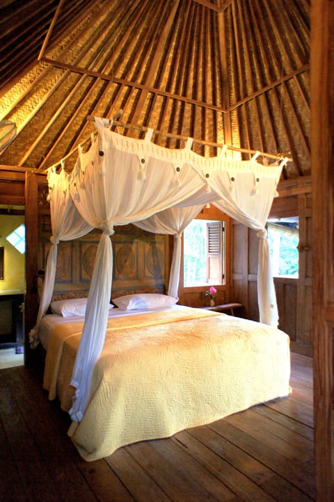 Bungalow ( Double or Twin Bungalow) | Premium bedding, in-room safe, individually decorated, desk